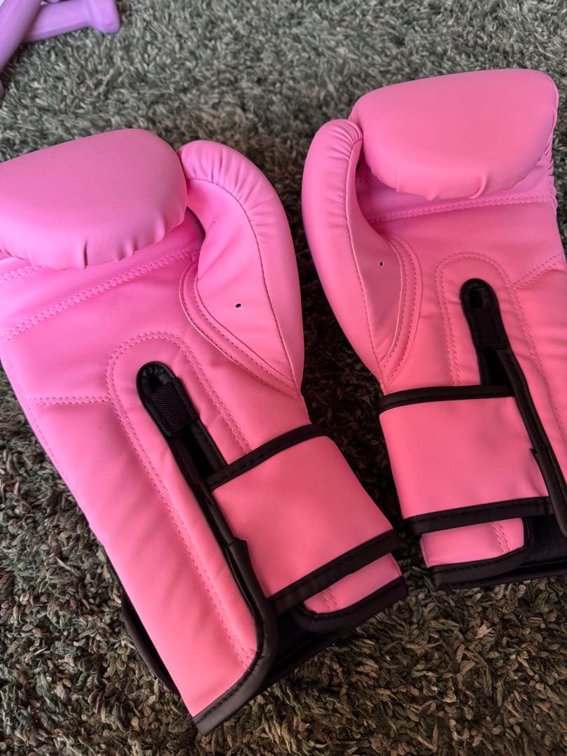 Fairtex ピンク ボクシンググローブ 8oz