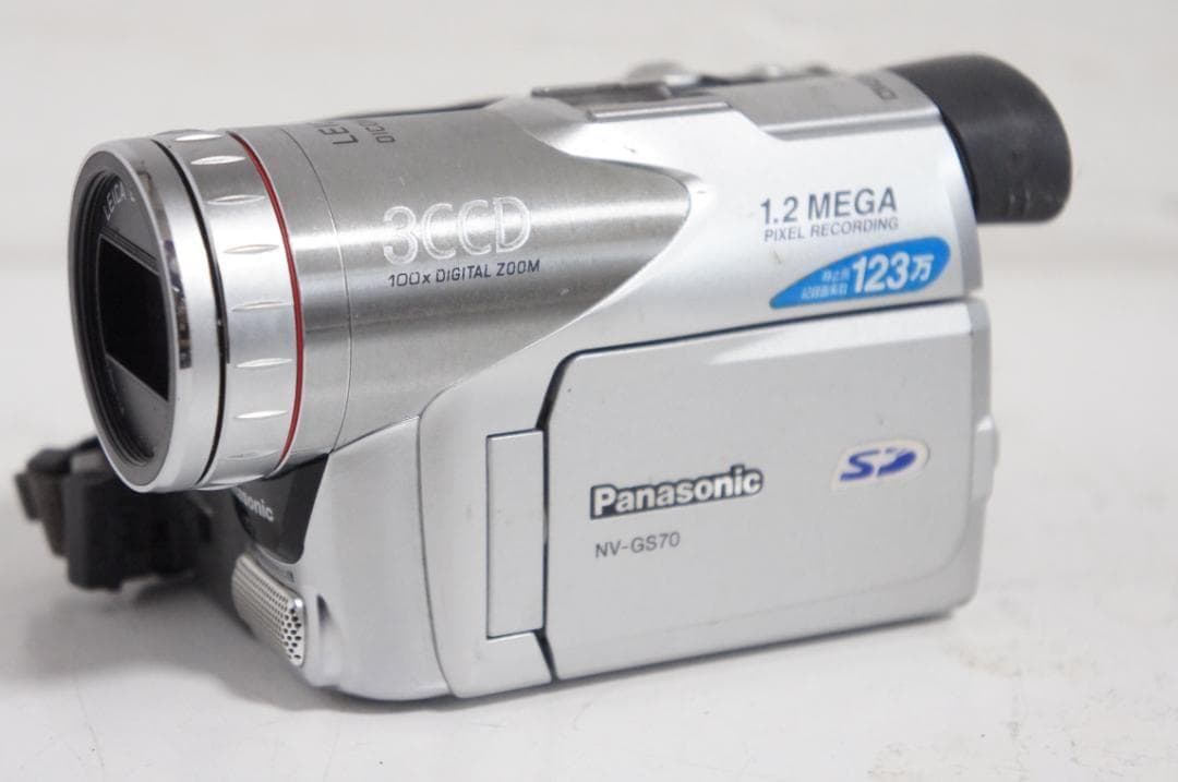 NV GS70【動作美品】 Panasonic MiniDVビデオカメラ 226
