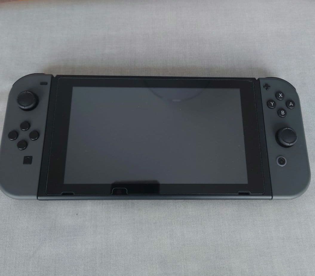 Nintendo Switch 本体＋付属品・箱有り　おまけ付き