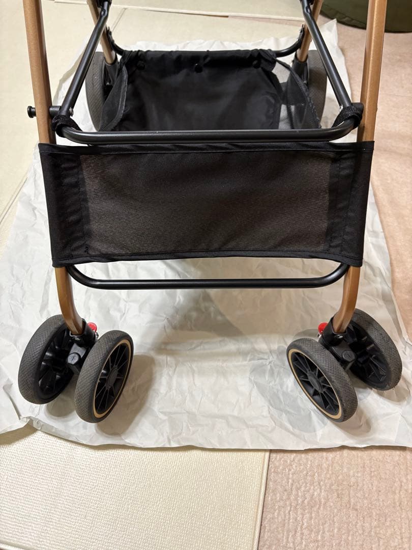 中古Milly & Louis ペットカート すぐ使えます！軽量 引き取り歓迎