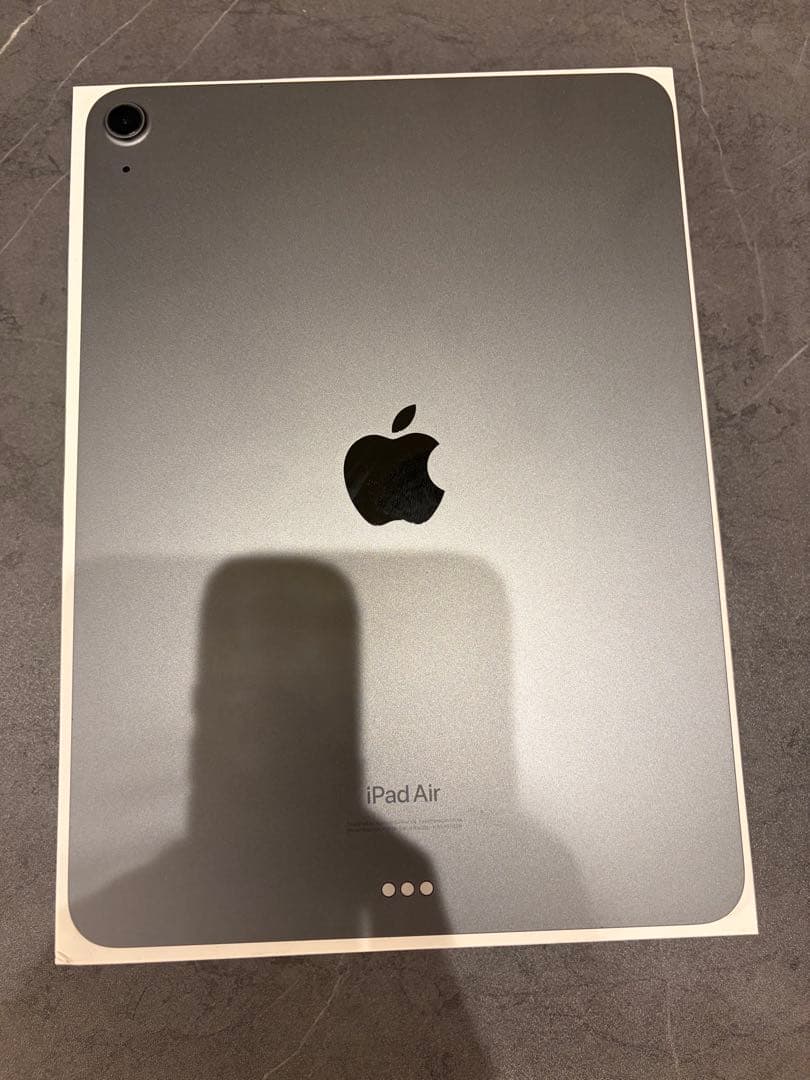 【美品】iPad Air 第5世代 10.9インチ　スペースグレー
