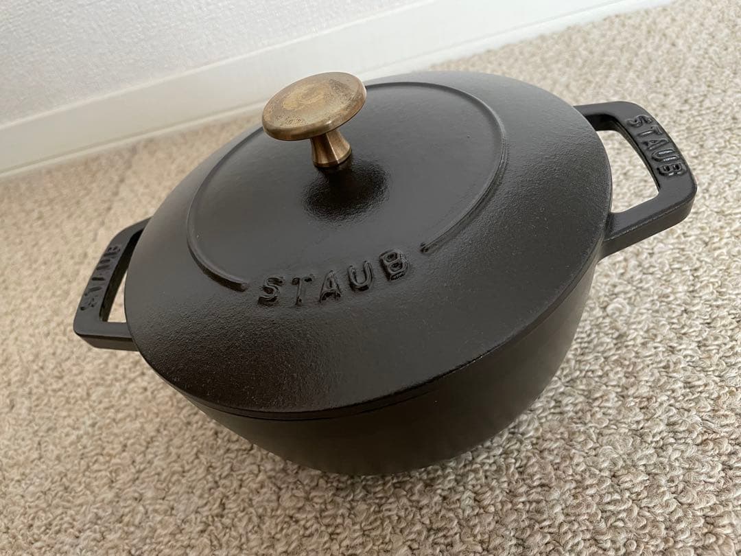 シリアル有　staub ストウブ　wanabe ワナベM 18cm