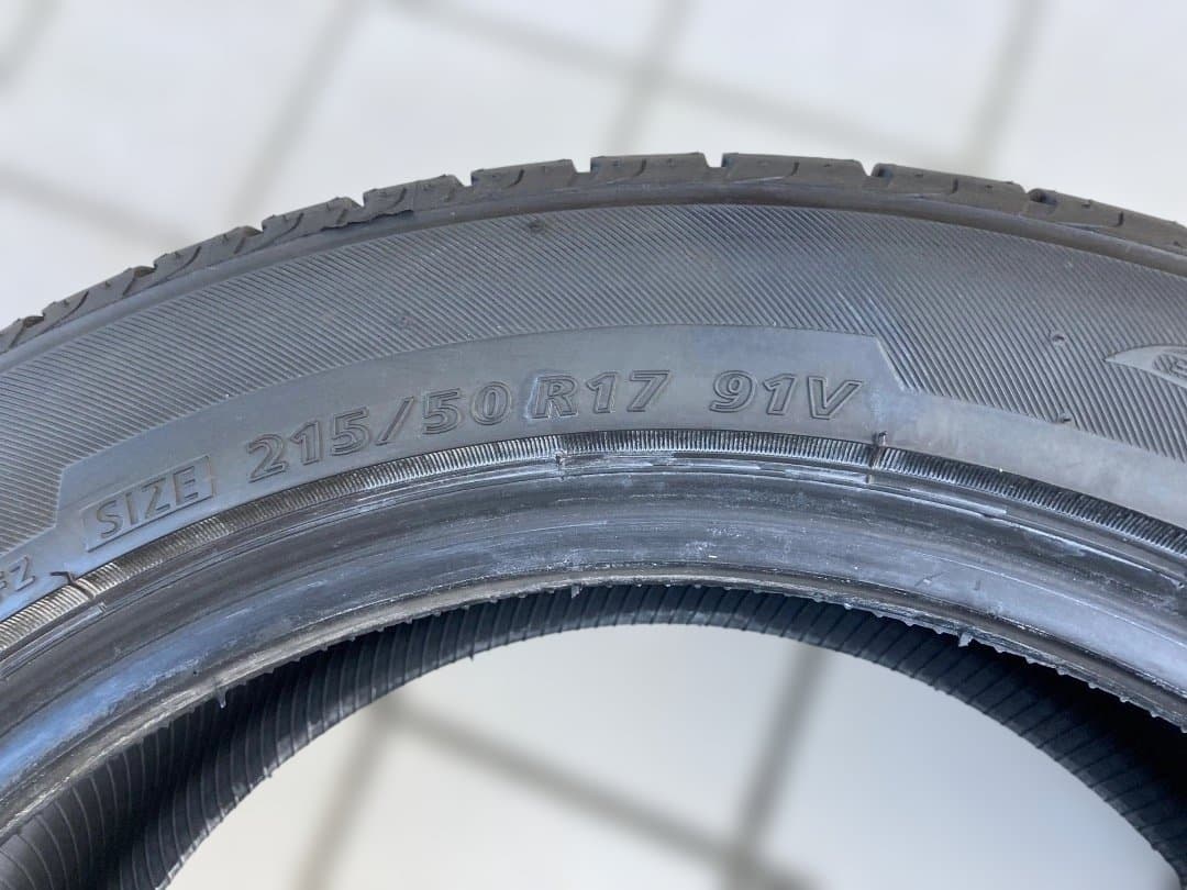 ②ブリヂストン NEWNO 215/50R17 タイヤ２本