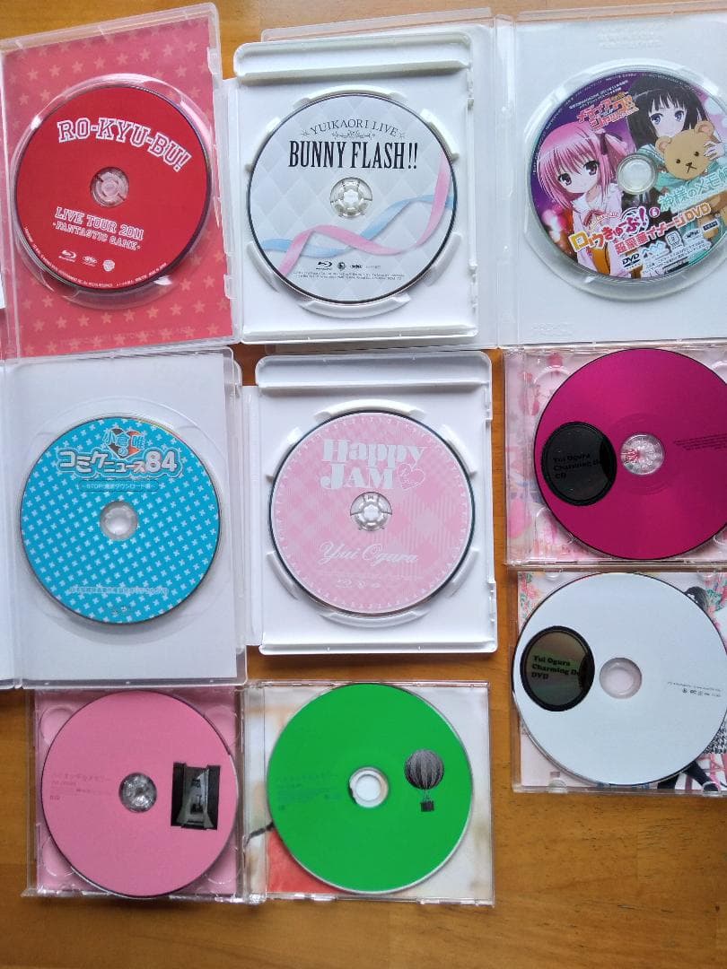 7点一括出品！　小倉唯　ライブBD3枚＆DVD付SCD2枚＆企画物DVD2枚