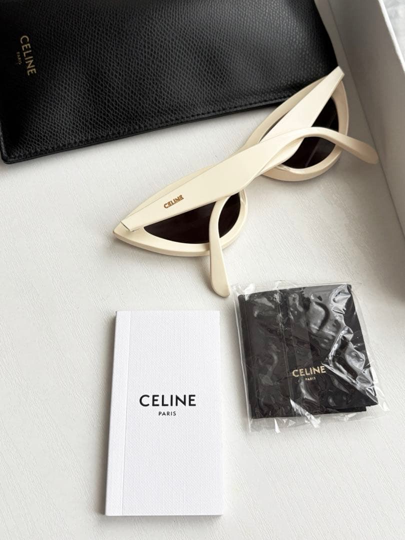 CELINE アイボリー キャットアイ サングラス