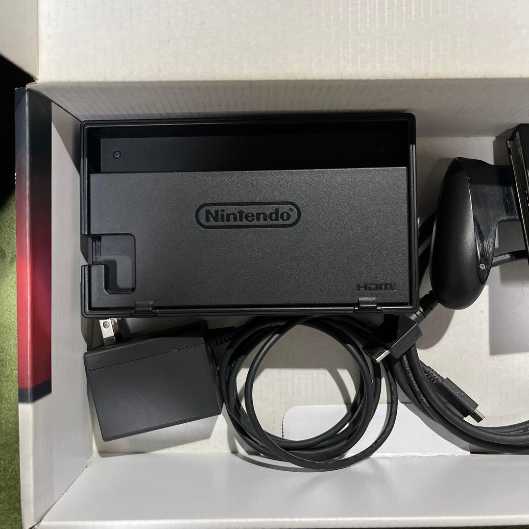 Nintendo Switch 本体 グレー/Joy-Conレッド付き　箱付き