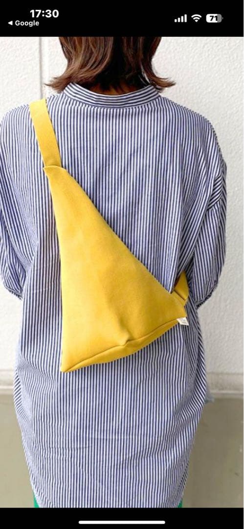 プラグメント　オリーブグリーン 三角サコッシュ　大きいタイプ。北欧暮らしの道具店