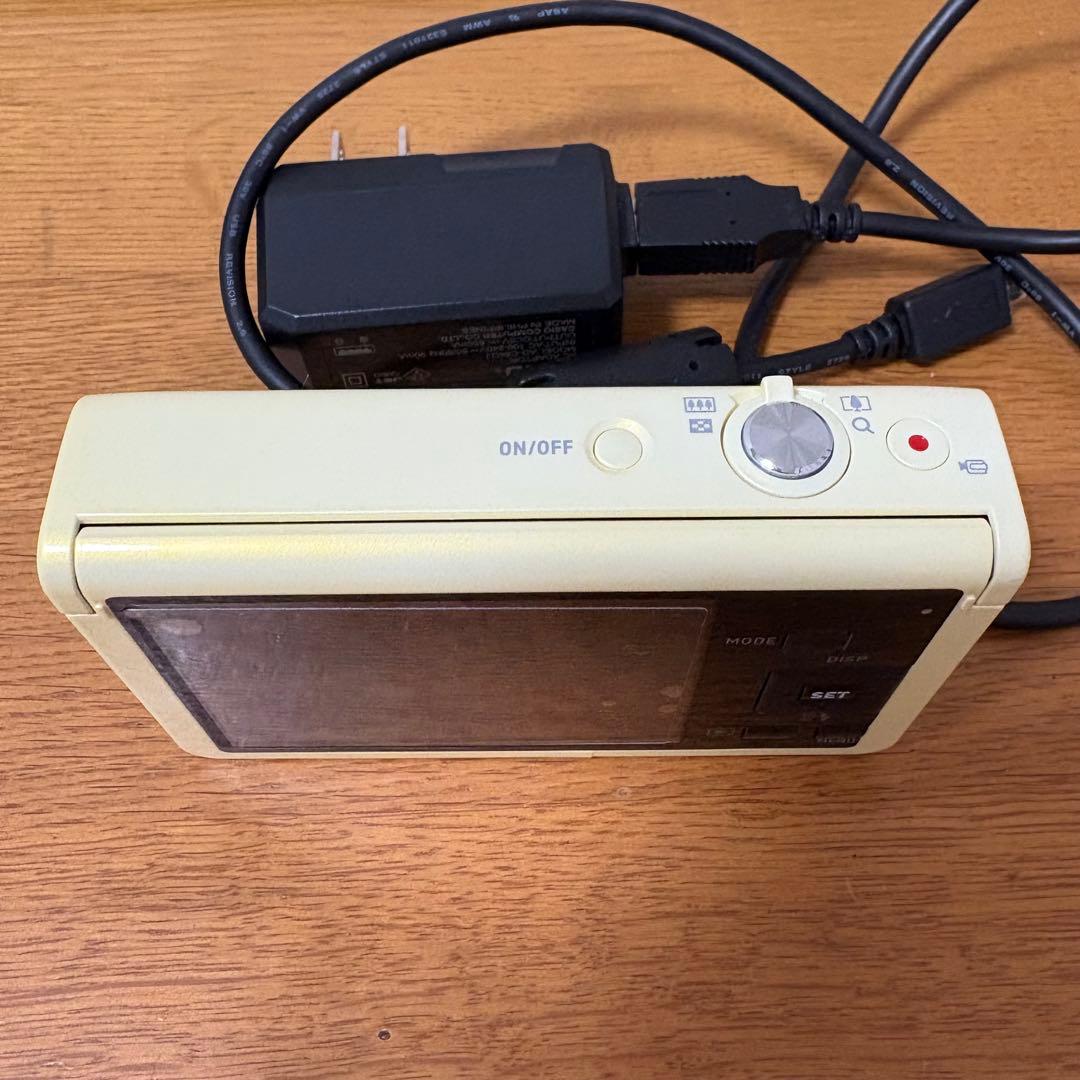 CASIO EXILIM EX-ZR70 イエロー デジタルカメラ カメラ