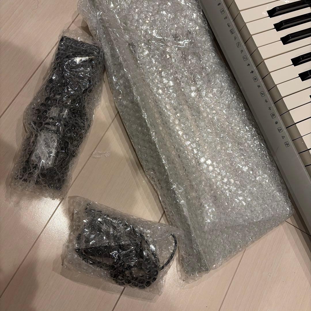 CASIO WK-225 電子ピアノ キーボード ※付属品付き
