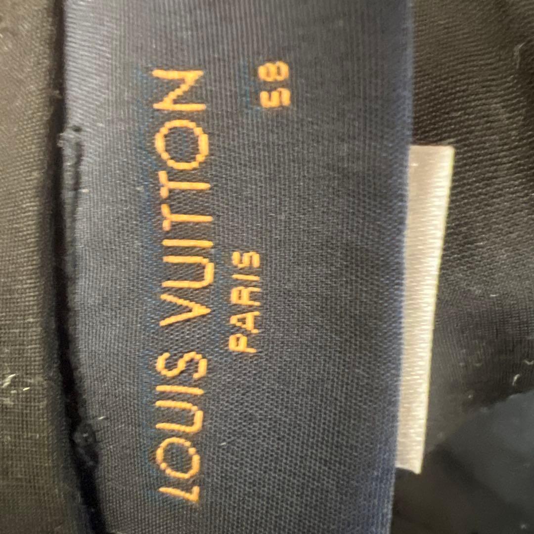 Louis Vuitton ブラック レザーキャップ 58