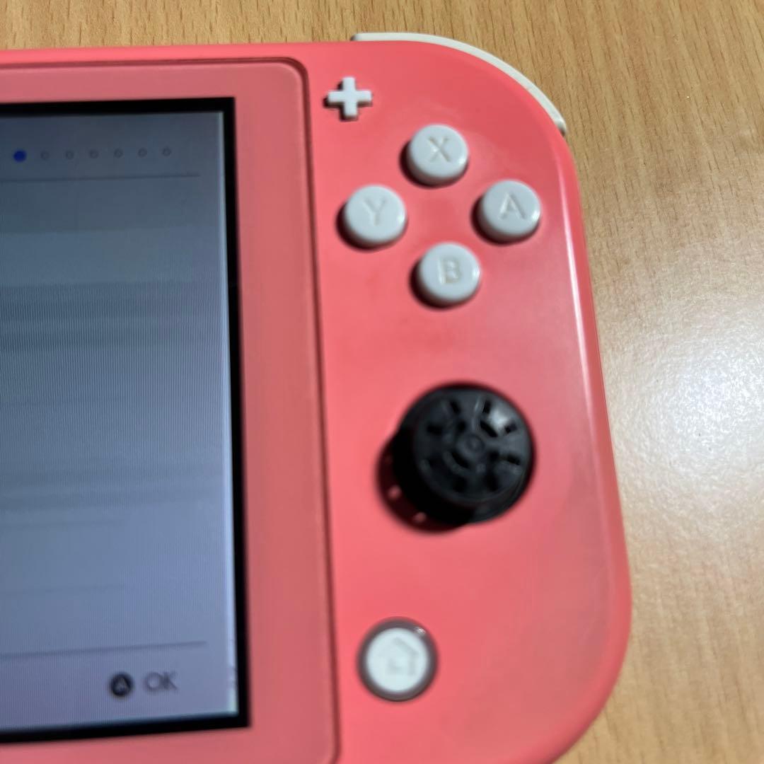 Nintendo Switch LITE コーラル