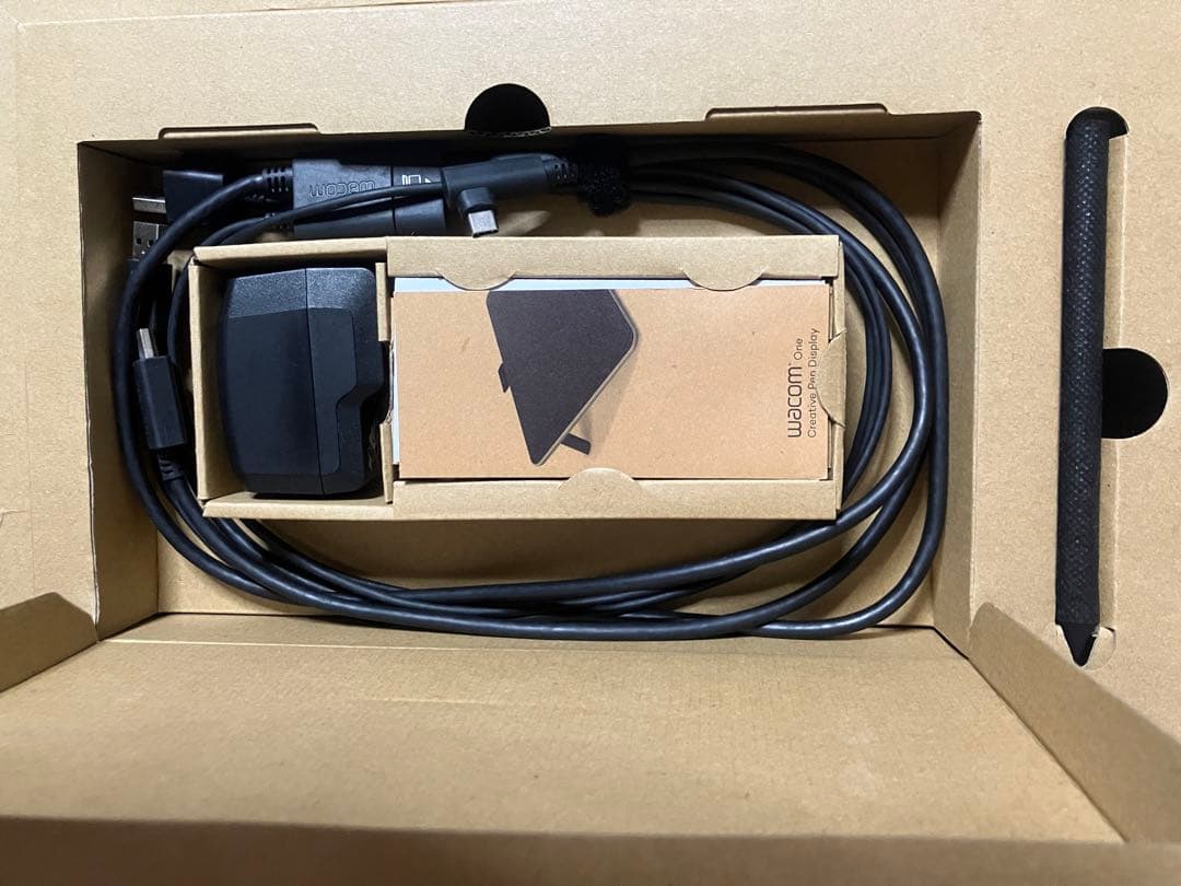 Wacom One DTC133 液晶ペンタブレット
