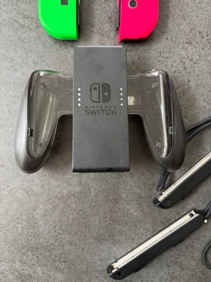 Nintendo Switch 本体　Joy-Con2セット付き