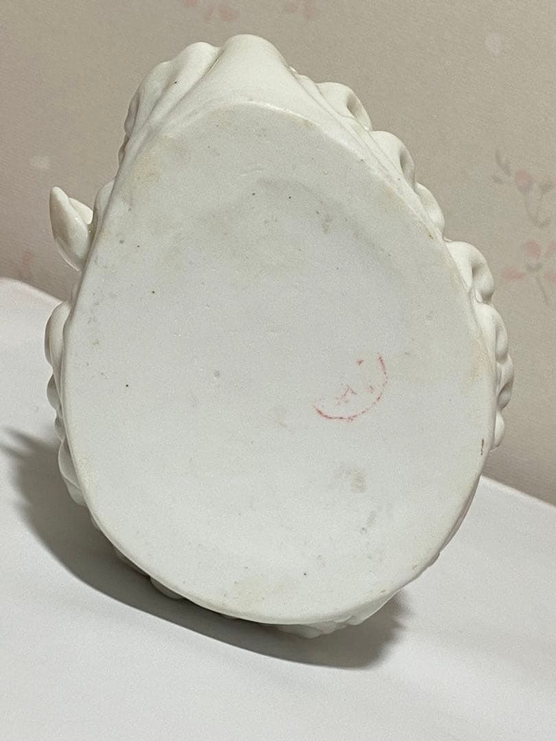 ♦白磁 観音菩薩立像 仏像 仏教美術 置物 飾り 美術品 工芸品 骨董品