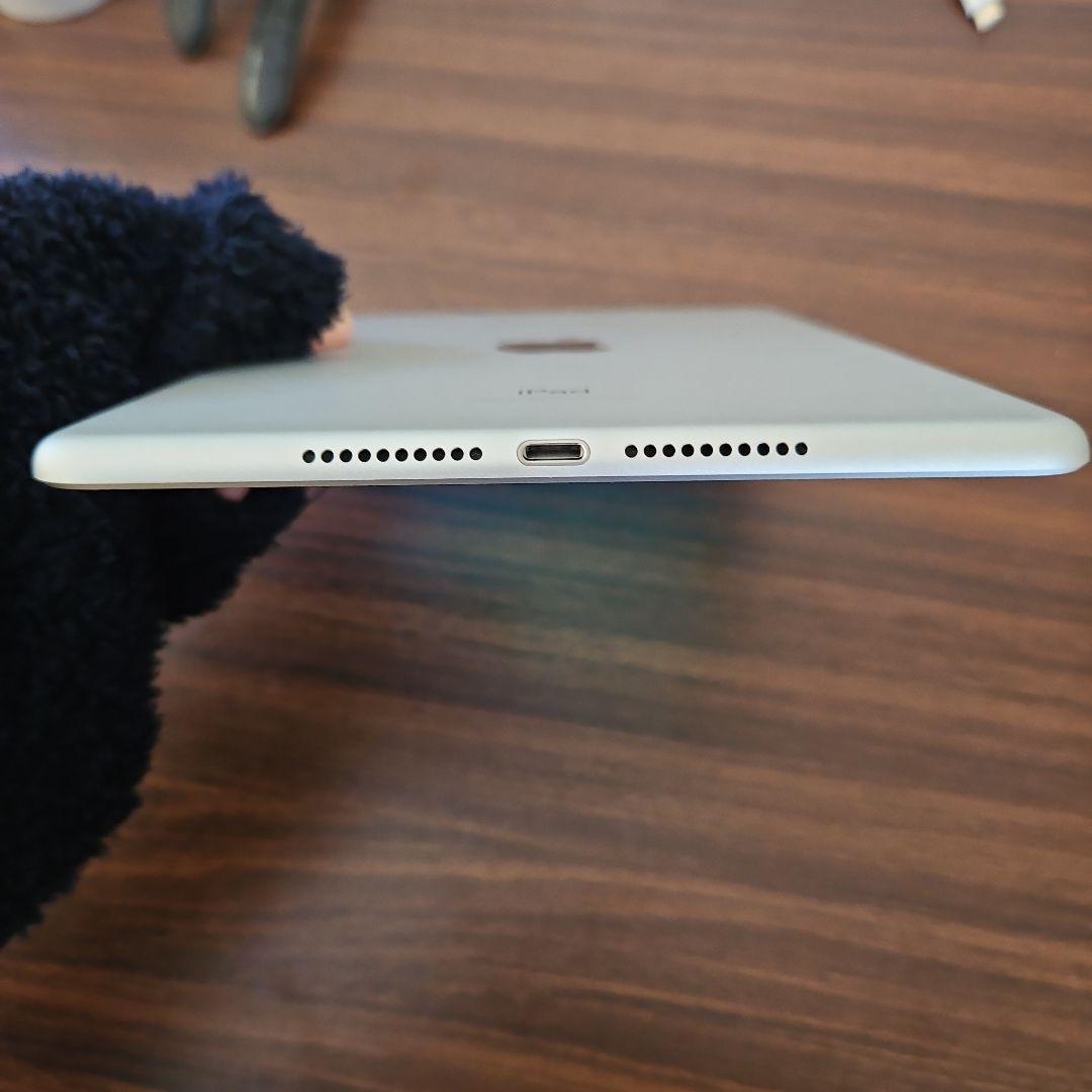 iPadmini第5世代64gb WiFi＋CellularシルバーSIMフリー