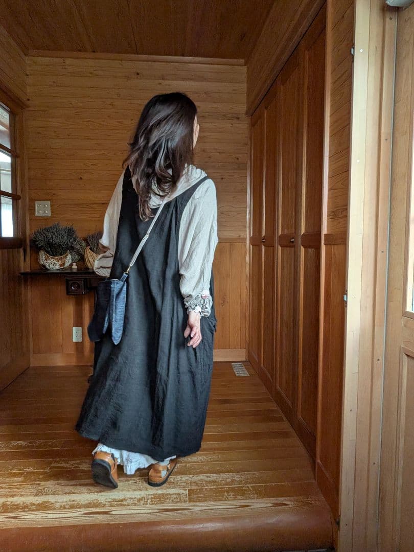 ハンドメイドリネン服　とスマホショルダーバック2点