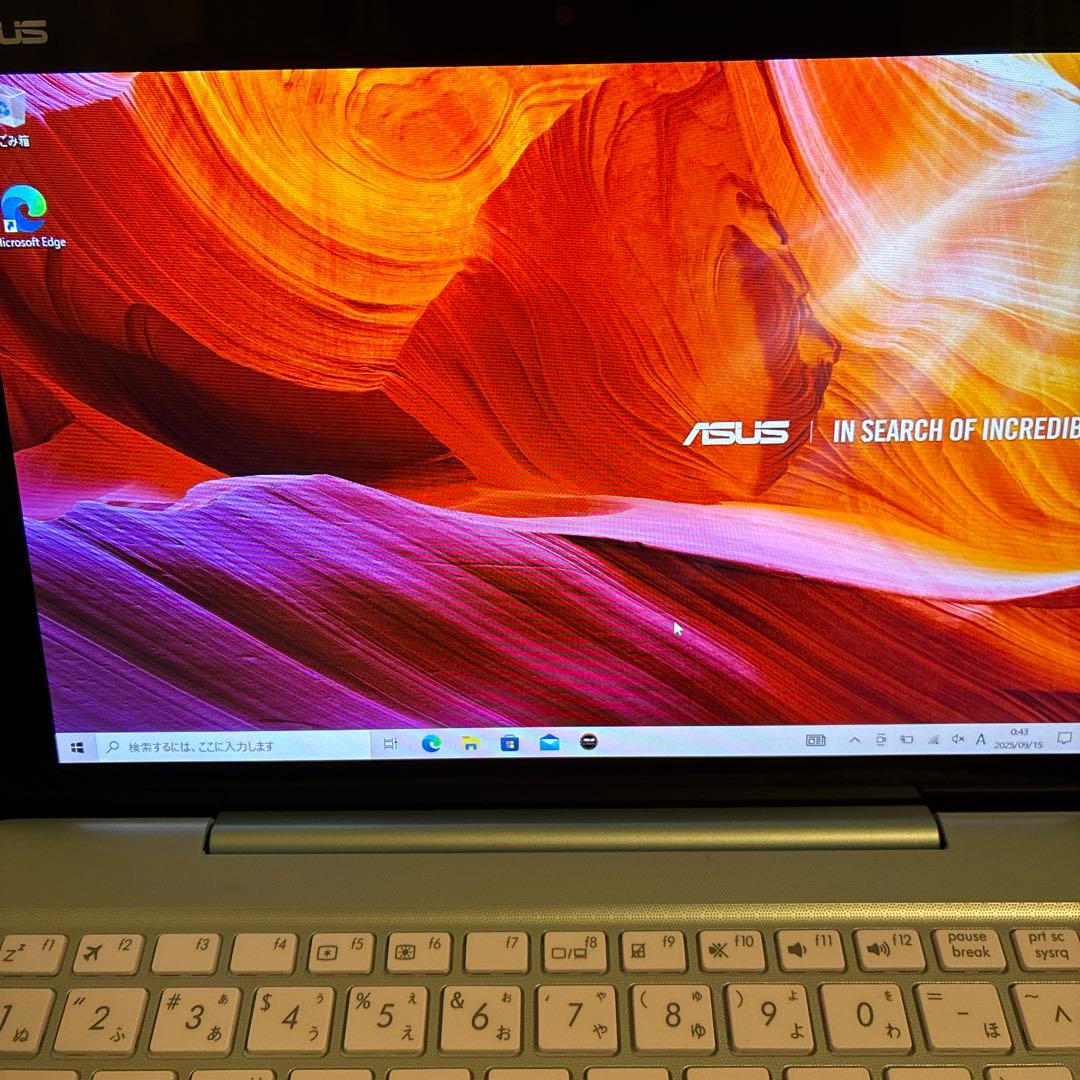 ASUS T101HA ノートパソコン