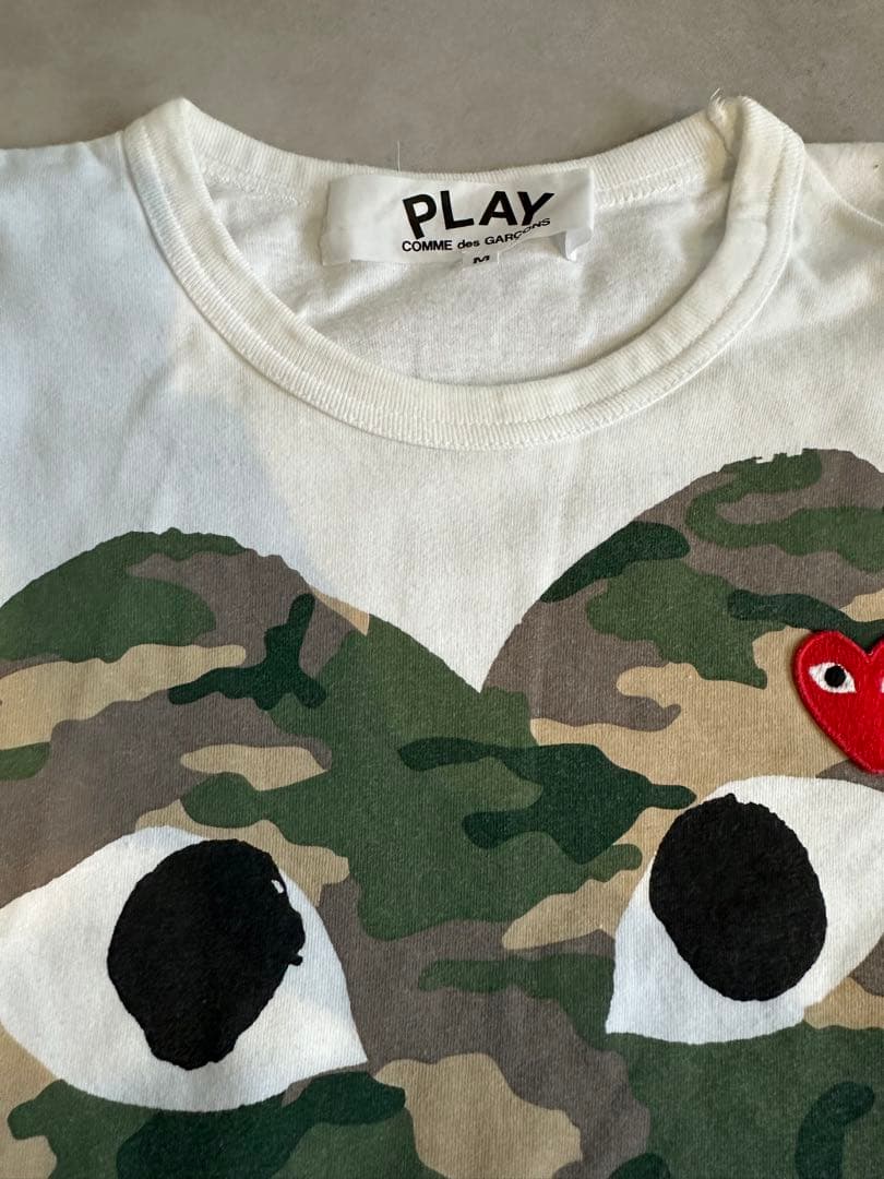 【美品】PLAY COMME des GARÇONS 迷彩ハートTシャツ M