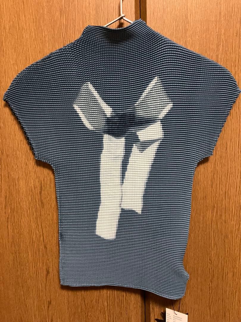 pleatsed print tops プリーツプリントトップス　リボン