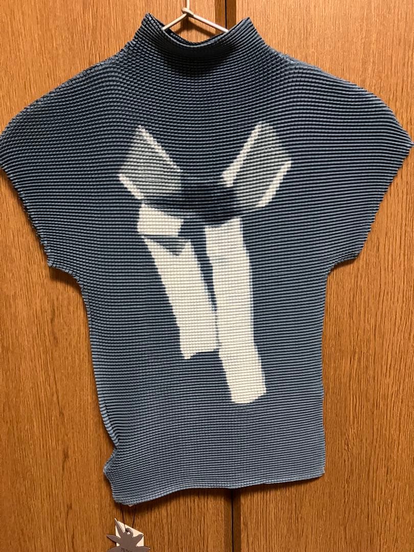 pleatsed print tops プリーツプリントトップス　リボン
