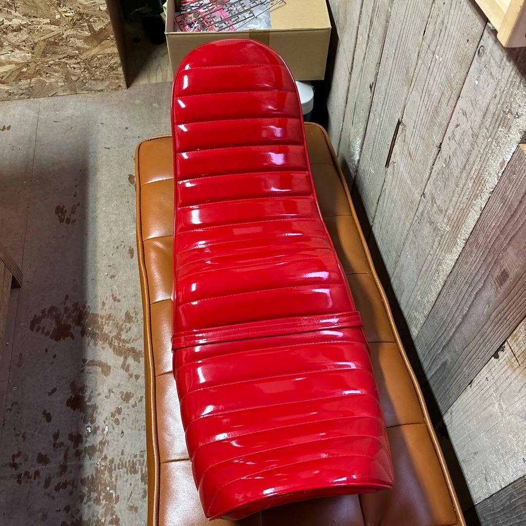 こ*た様 CBX400F CBX550F 三段シート　チョビ三段