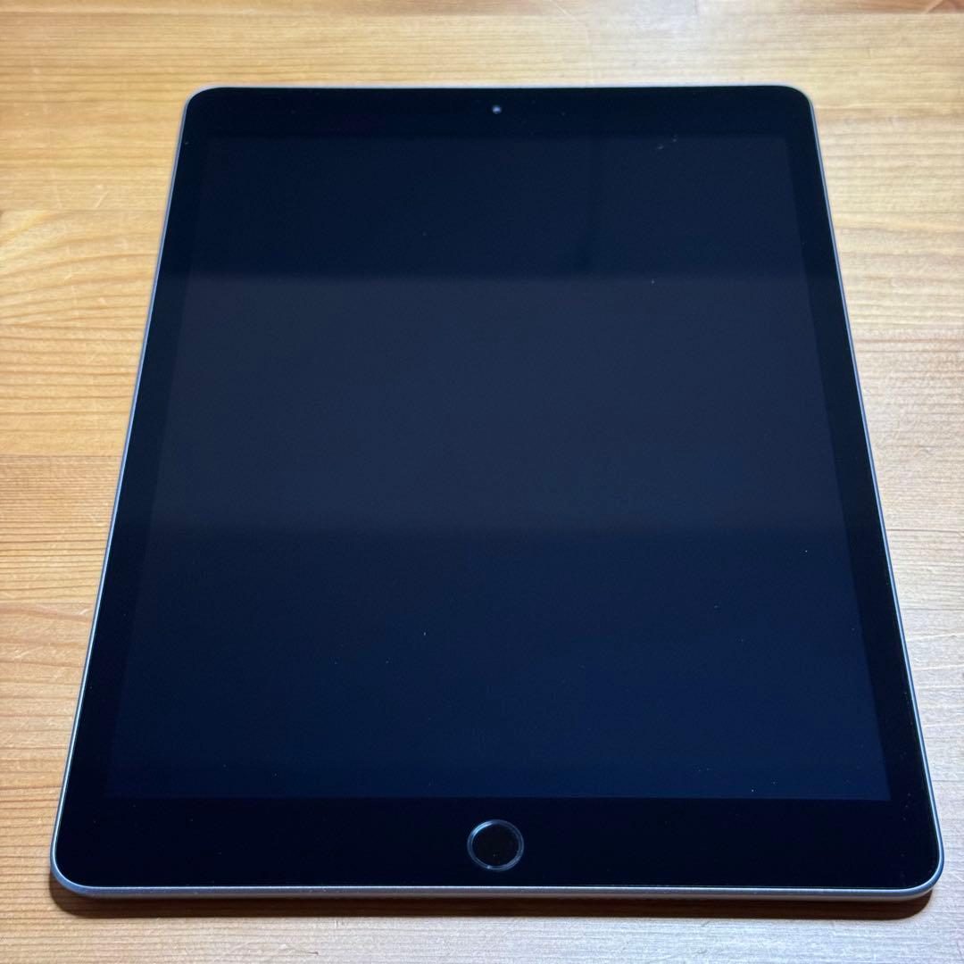 Apple iPad 第8世代 スペースグレイ32GB iPad8 A2270