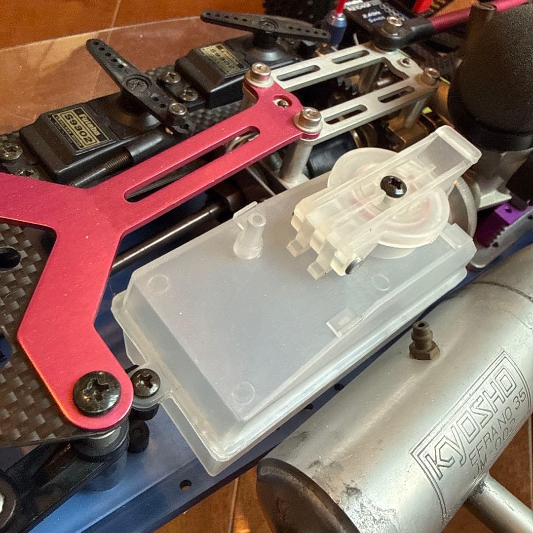 m*4様 KYOSHO 京商ラジコンカー インファーノ　エンジン搭載　ジャンク扱