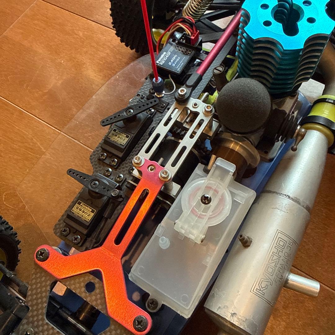 m*4様 KYOSHO 京商ラジコンカー インファーノ　エンジン搭載　ジャンク扱