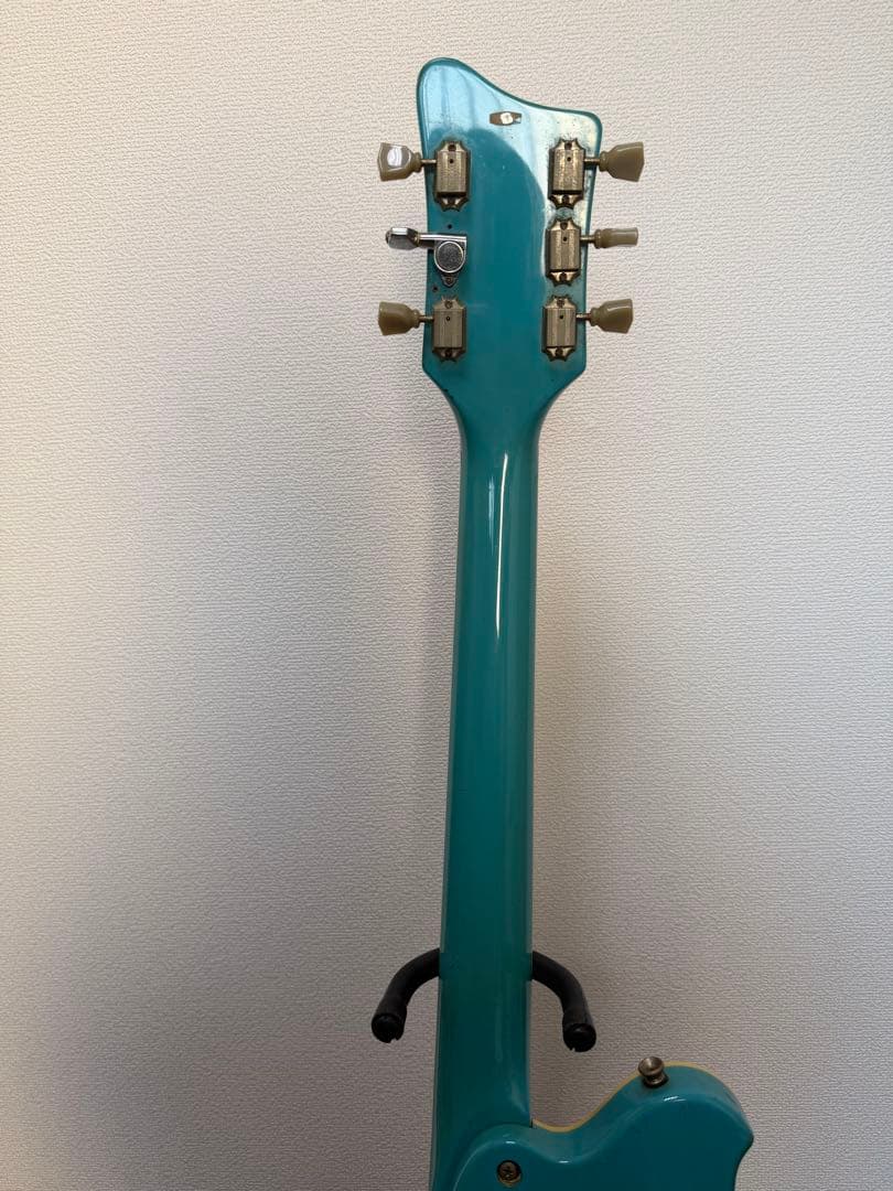 Brian by Bucchus BNG-450ビザールギター