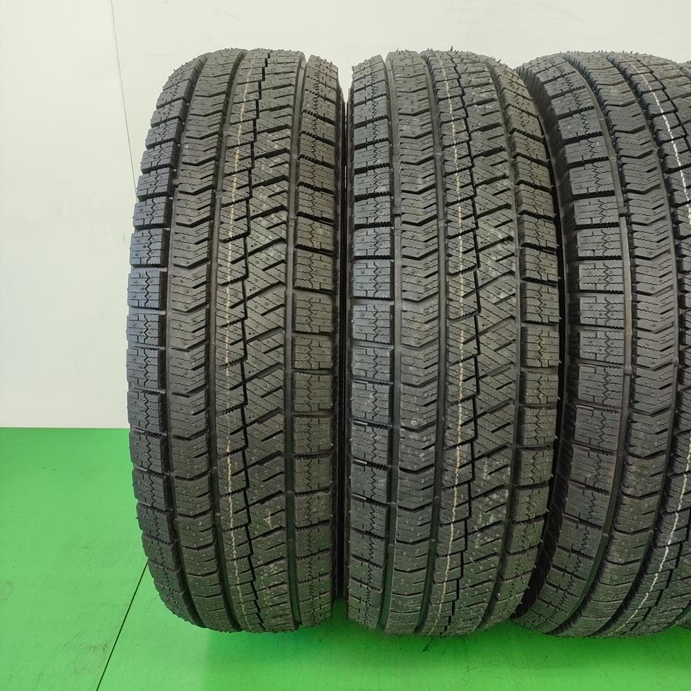 タイヤ・ホイール BRIDGESTONE 185/70R14 BLIZZAK VRX2 YW827