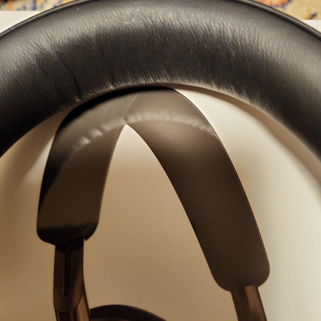 Bowers & Wilkins PX8 ワイヤレスヘッドホン ブラック