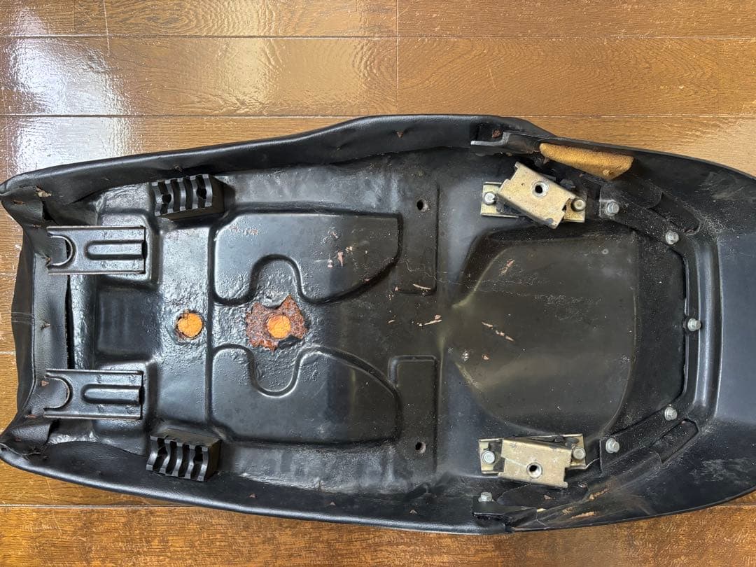 YAMAHA SR400 2型　純正シート　ブラウン