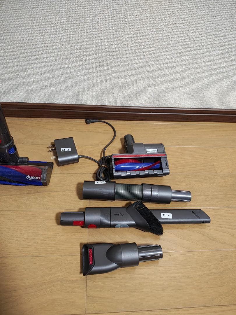 ダイソン★Micro 1.5kg★SV21★バッテリー新品と同等★2