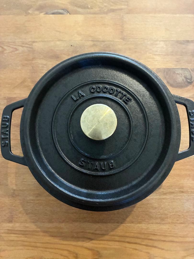 美品✨STAUB ストウブ鍋　ラココットラウンド　18cm ブラック