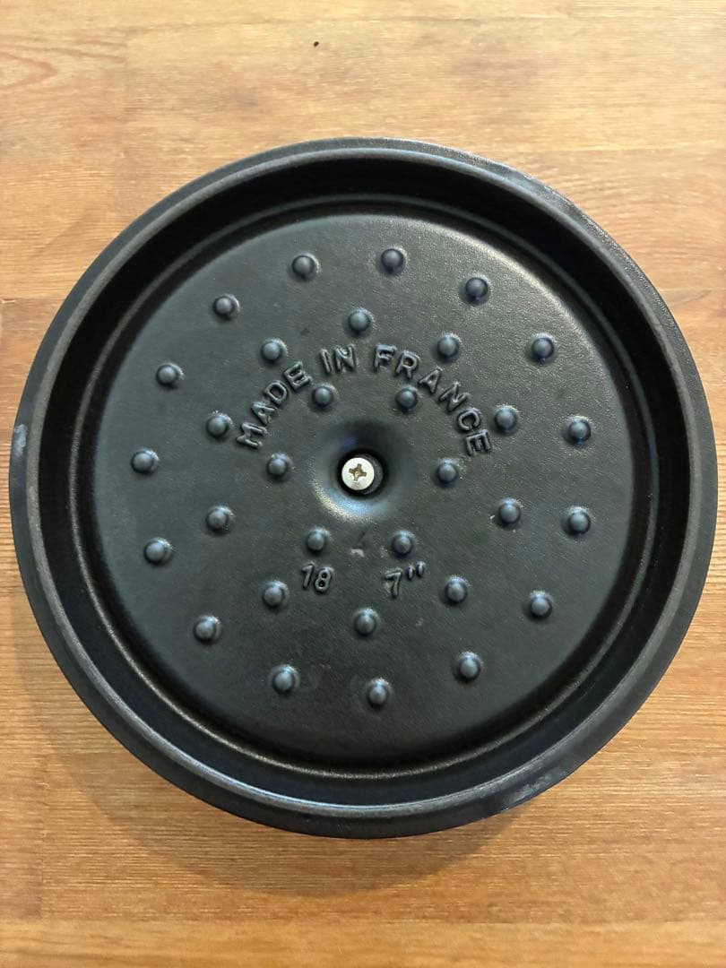美品✨STAUB ストウブ鍋　ラココットラウンド　18cm ブラック