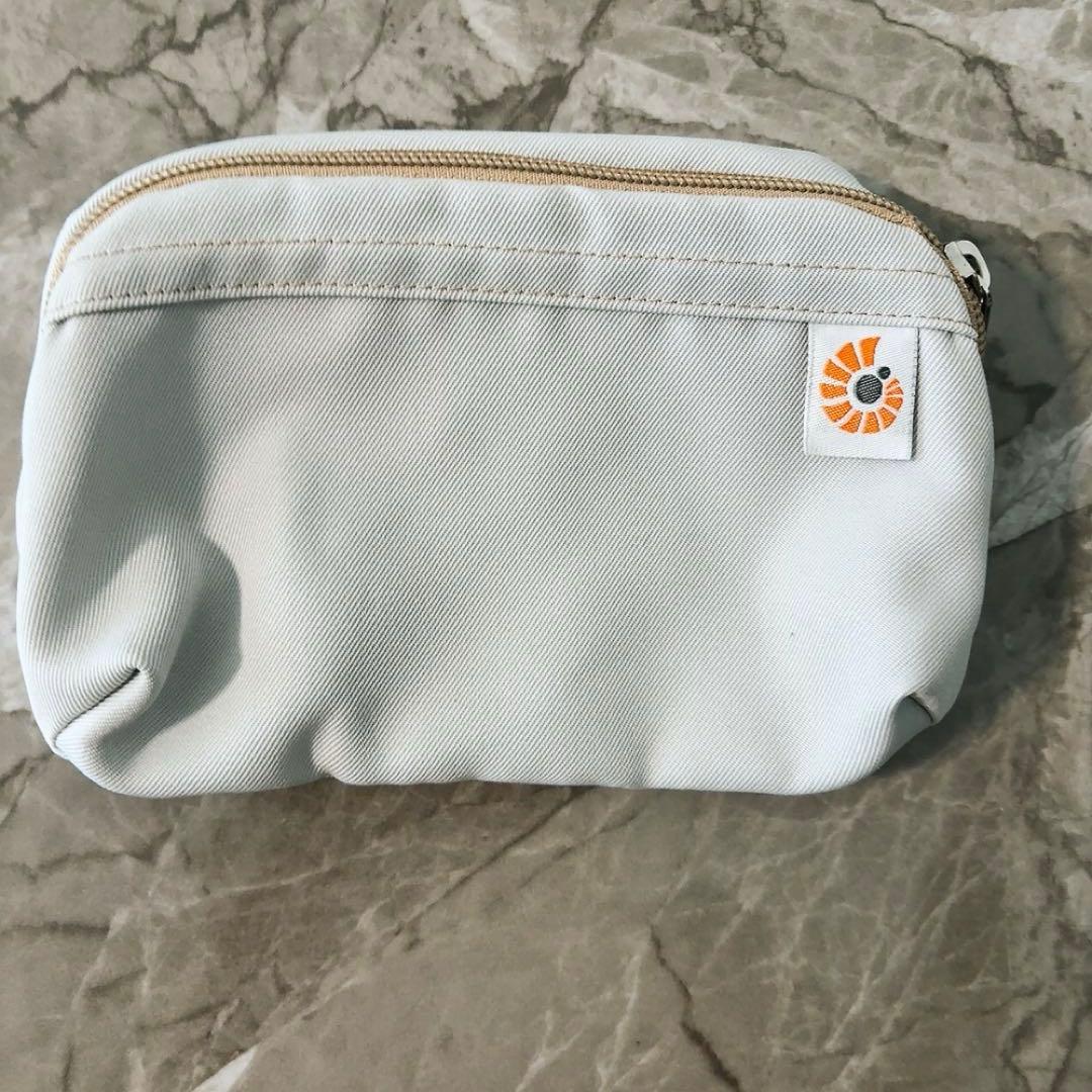 エルゴベビー オムニ ブリーズ　抱っこ紐　サンドベージュ