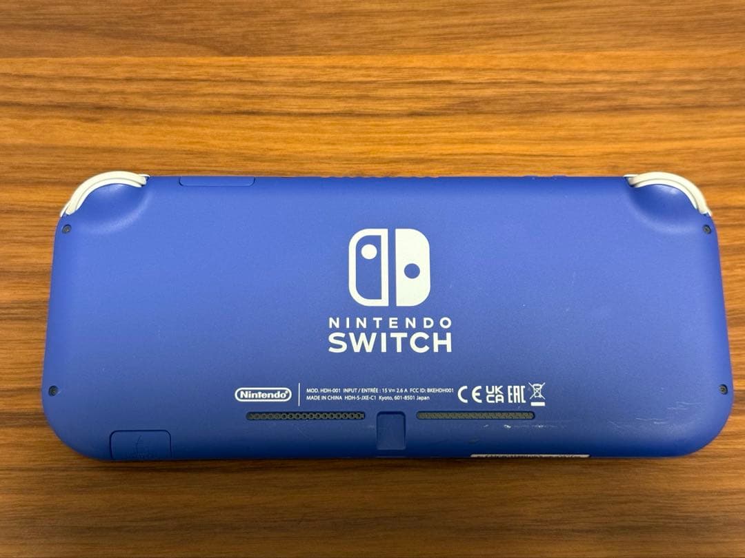 ニンテンドーSwitchライト　充電器新品