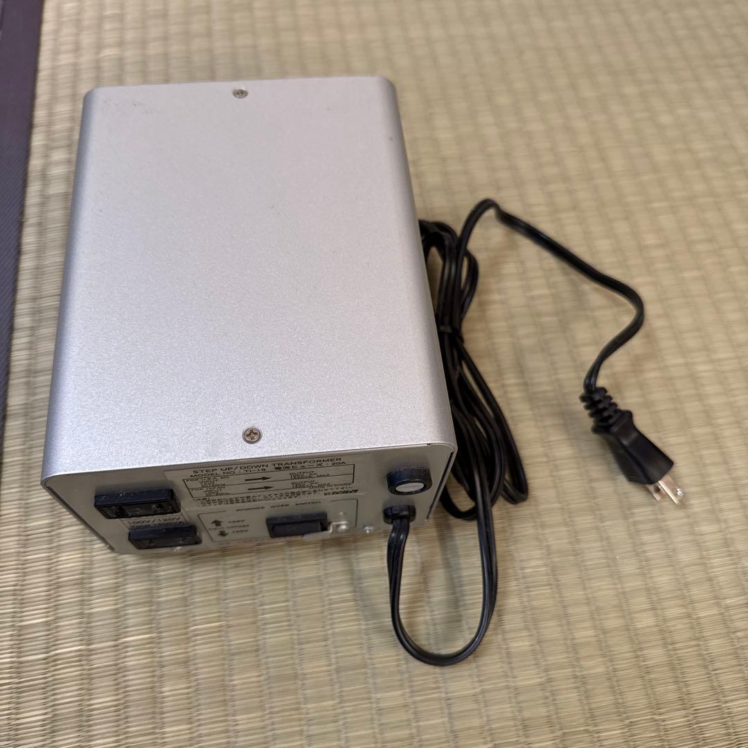 TI-19 変圧器 1500VA