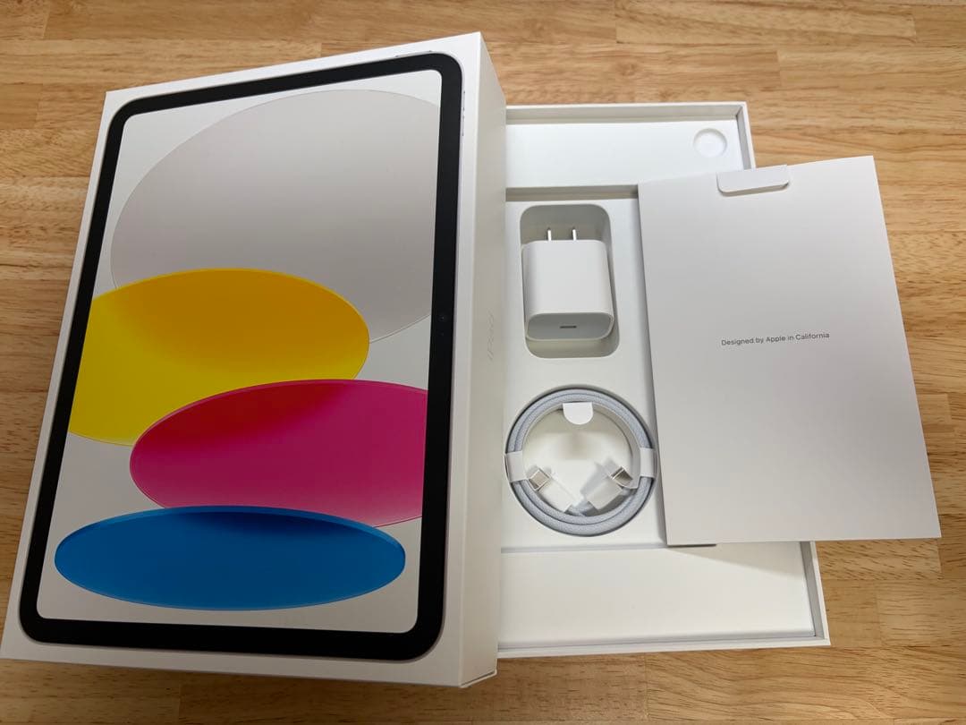 【美品】Apple iPad 第10世代 シルバー Wi-Fiモデル 256GB