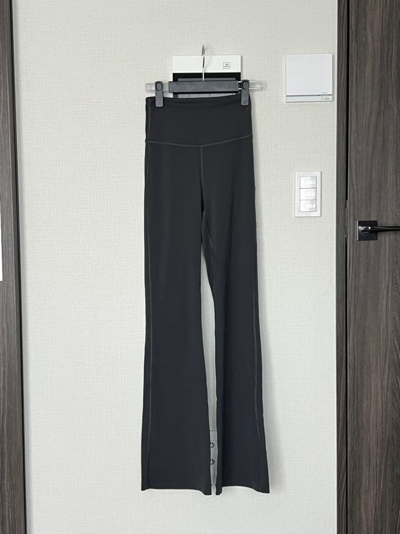 【Lululemon】Grooveパンツ Super High-Rise