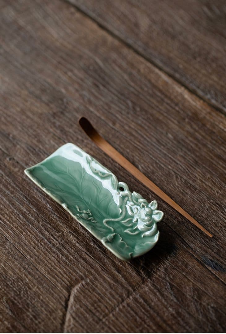 青磁 茶則 茶杓 セット 浮き彫り 蓮華紋 蛙 新品未使用 茶道具
