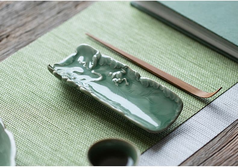 青磁 茶則 茶杓 セット 浮き彫り 蓮華紋 蛙 新品未使用 茶道具