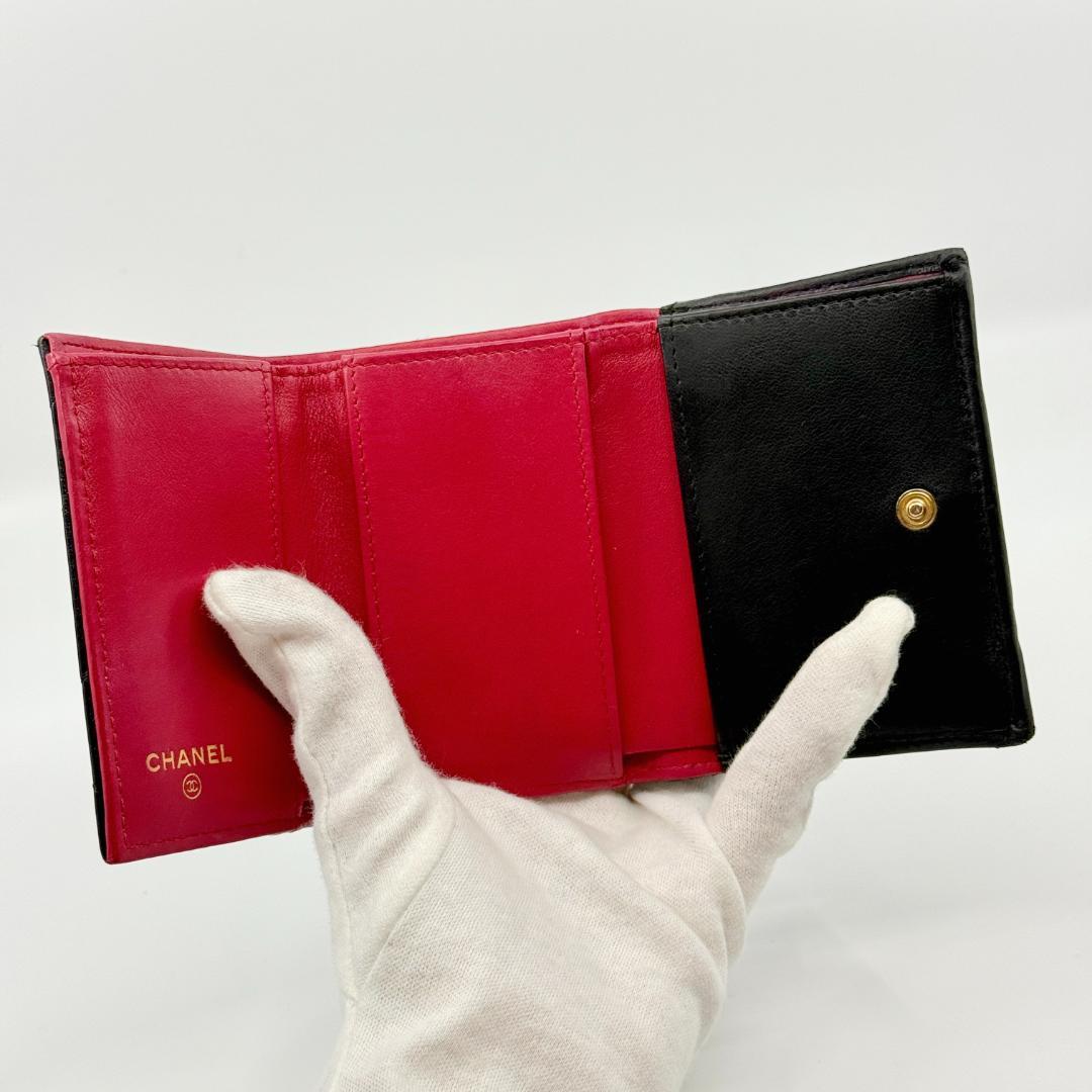 美品 CHANEL シャネル CHANEL19（ディズヌフ）スモールウォレット