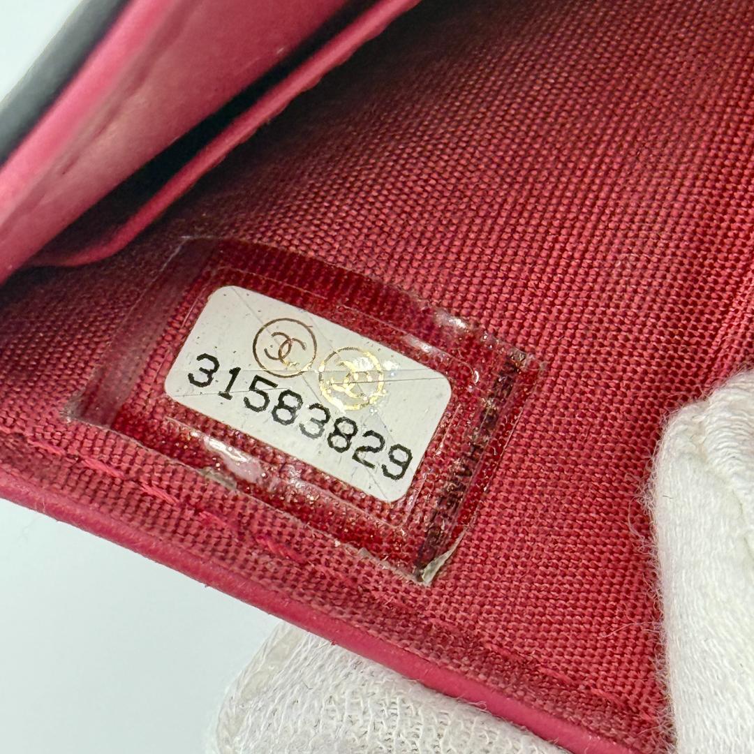 美品 CHANEL シャネル CHANEL19（ディズヌフ）スモールウォレット