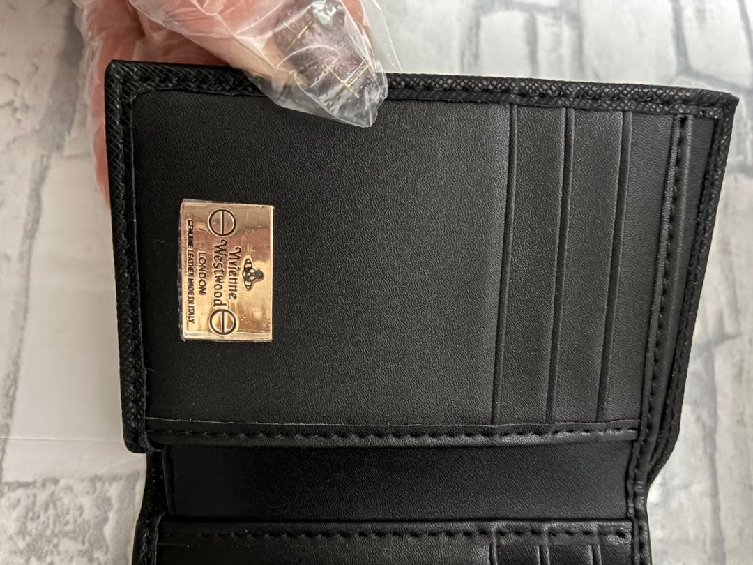 新品未使用　ヴィヴィアンウエストウッド　三つ折り財布　ピンク　がま口