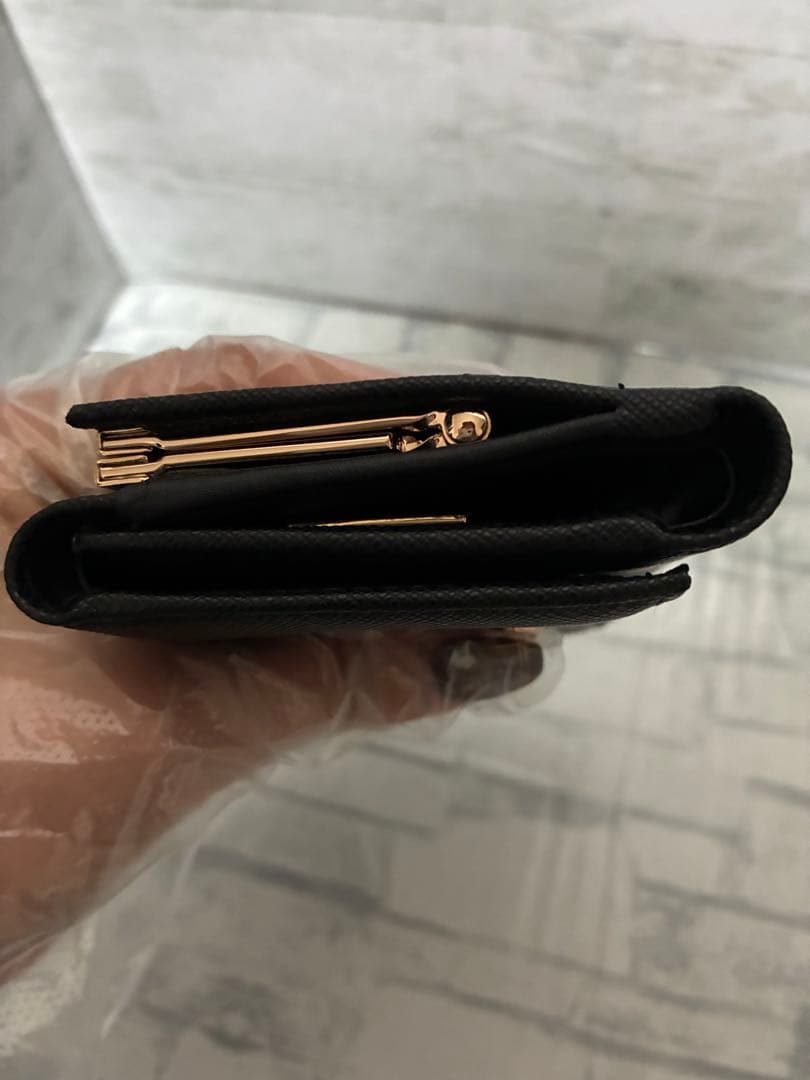 新品未使用　ヴィヴィアンウエストウッド　三つ折り財布　ピンク　がま口