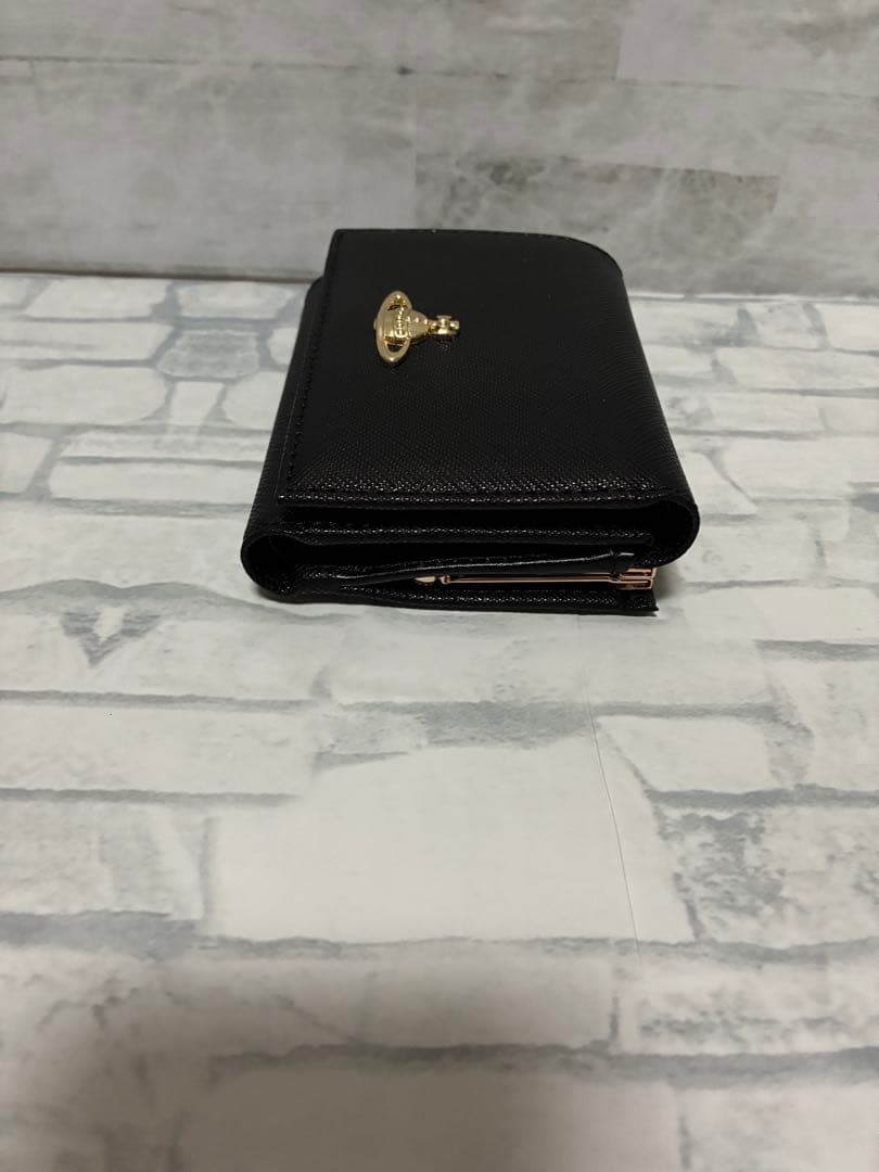 新品未使用　ヴィヴィアンウエストウッド　三つ折り財布　ピンク　がま口