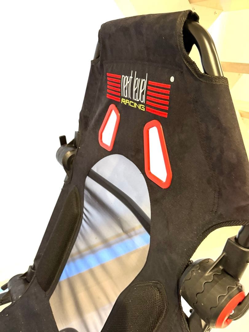Next Level Racing GT Liteレーシングシート