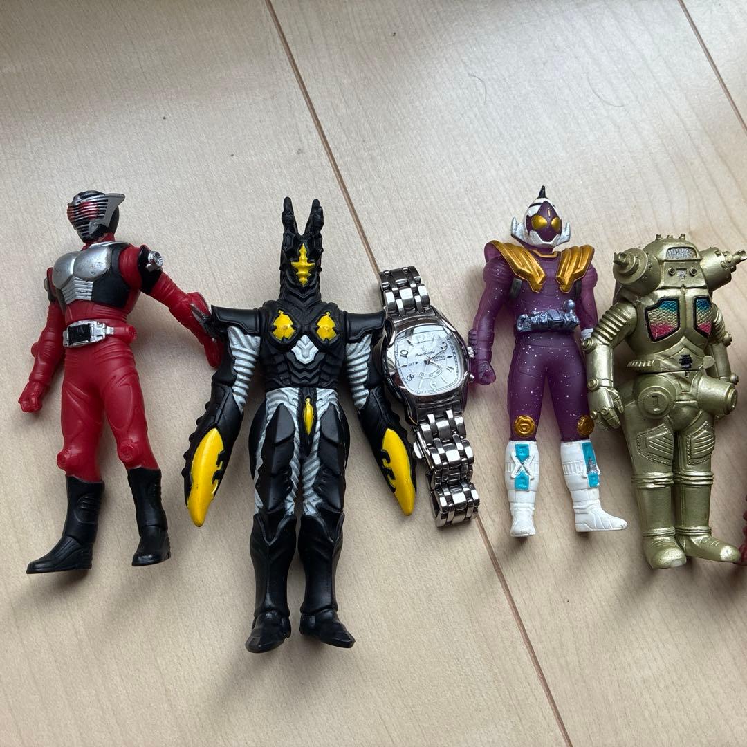 ウルトラマン怪獣ソフビまとめ売りサイズバラバラ全ウルトラマン パーフェクト本付き