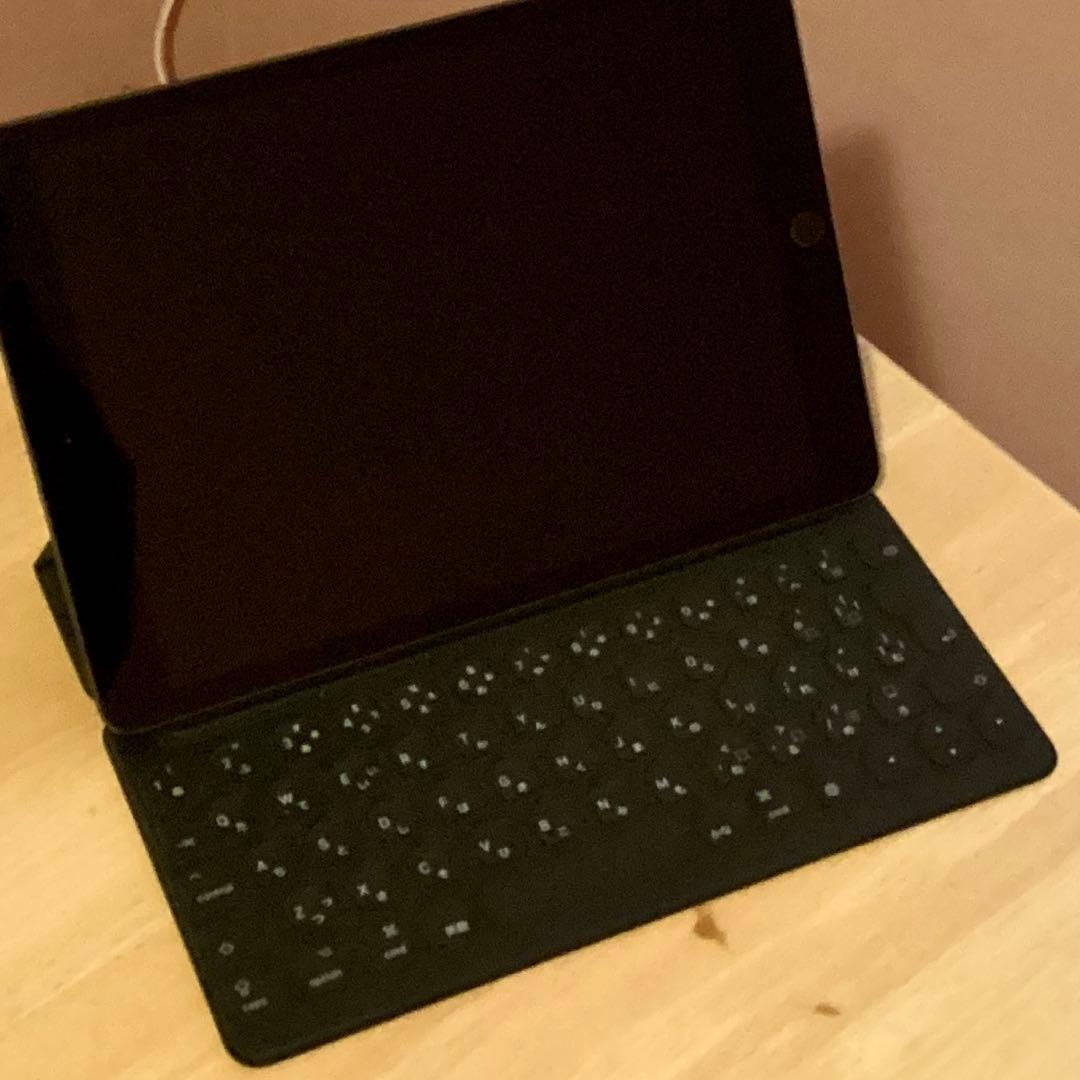 美品 Apple純正 iPad 日本語 スマートキーボード MX3L2J/A